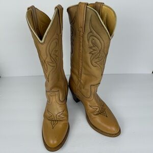 Double H Women’s Cowboy Boots in Beige Size 7.5 GUC